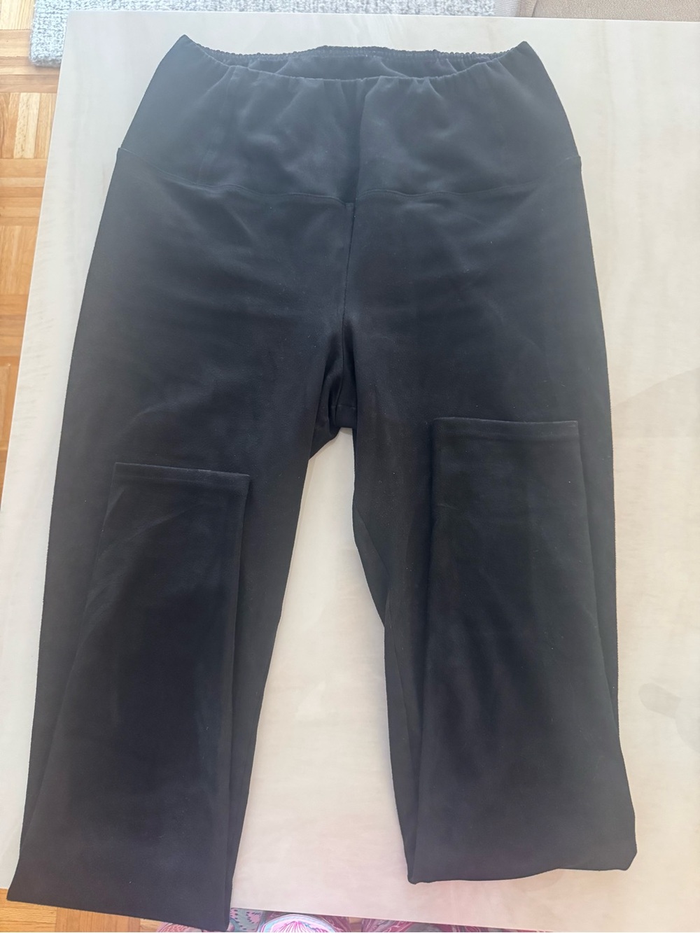 Aritzia Babaton Faux Suede Black Leggings size M